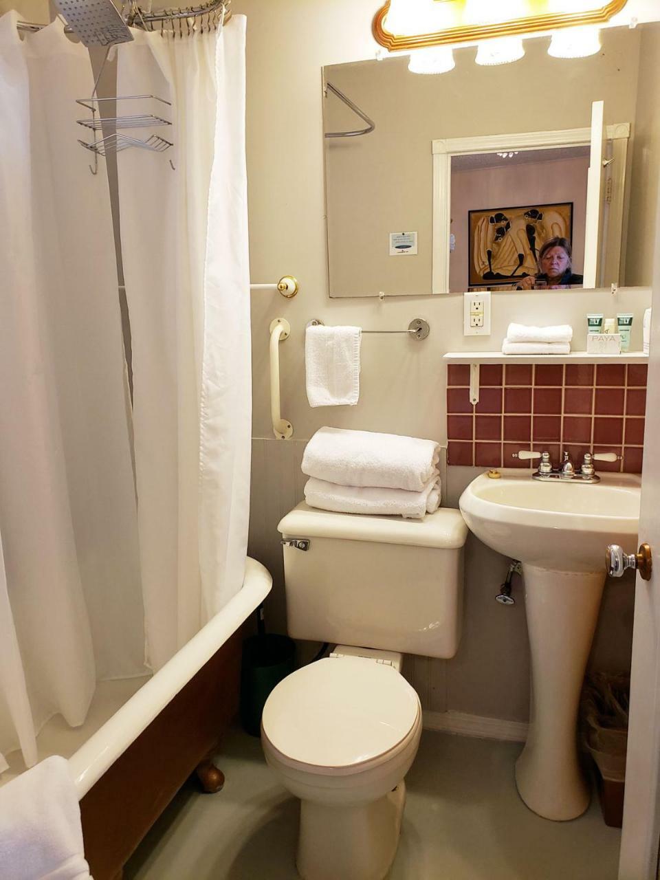 Reno Motel Salmo ภายนอก รูปภาพ