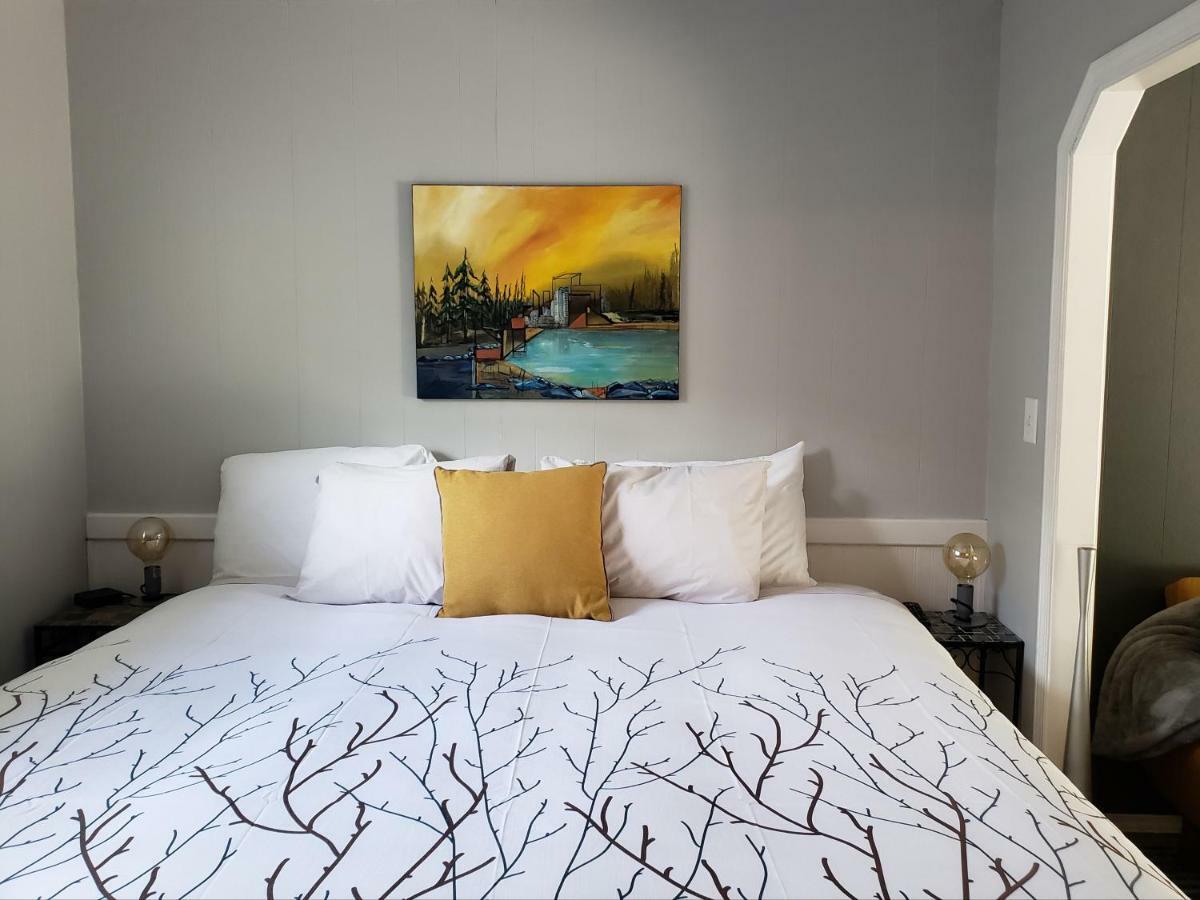 Reno Motel Salmo ภายนอก รูปภาพ